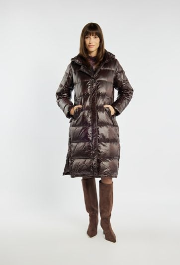 Pikowany płaszcz midi