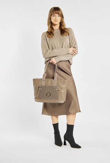 Duża, trzykomorowa torba