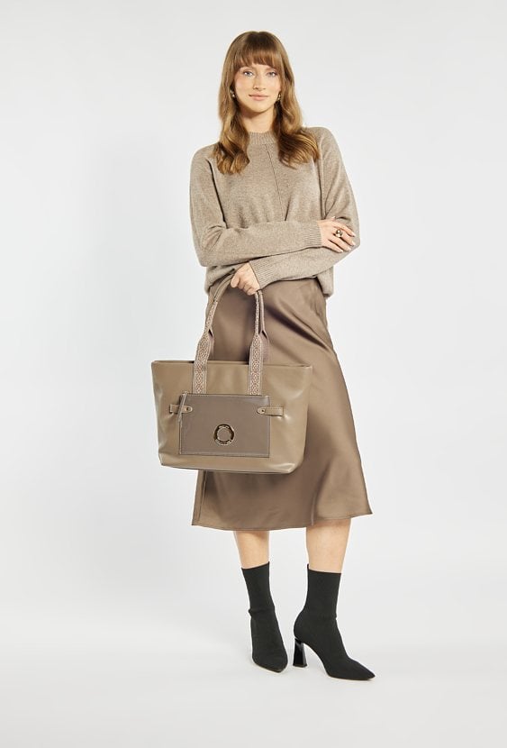 Duża, trzykomorowa torba