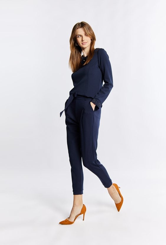 Spodnie z wiązaniem