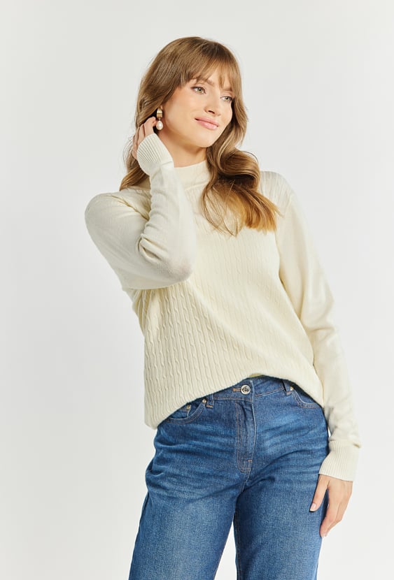 Sweter damski z półgolfem