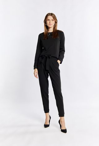 Spodnie z wiązaniem