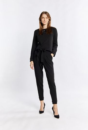 Spodnie z wiązaniem