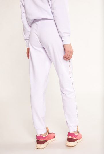 Dresowe spodnie z ażurową tasiemką