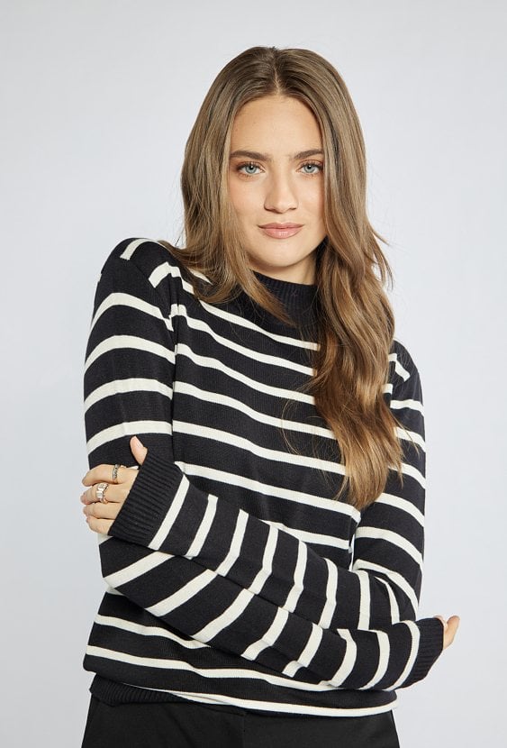 Sweter damski w paski