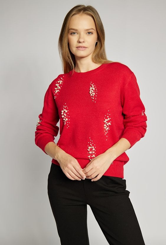 Sweter z koralikami