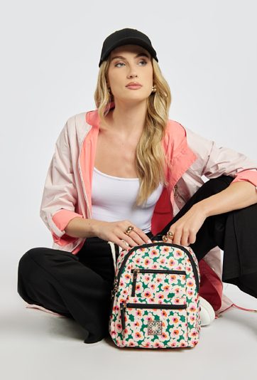 Plecak z kieszonkami