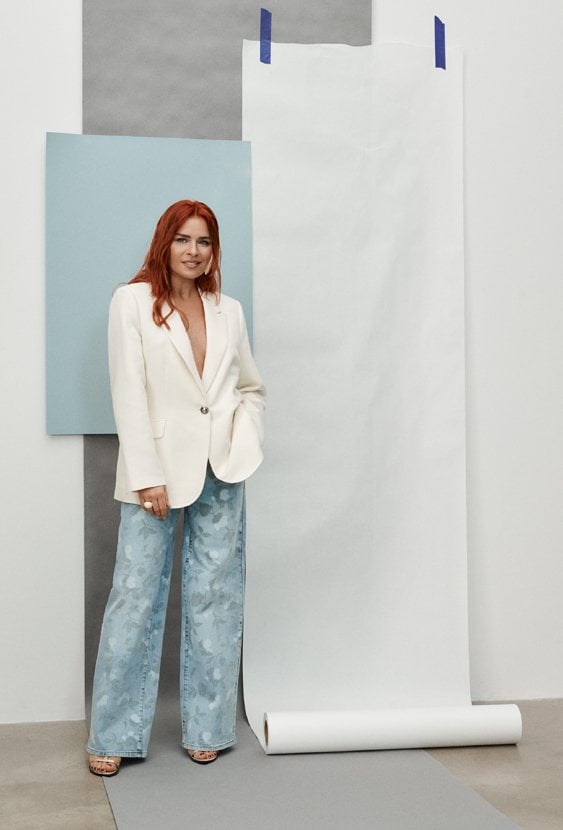 Jeansy z kwiatowym wzorem