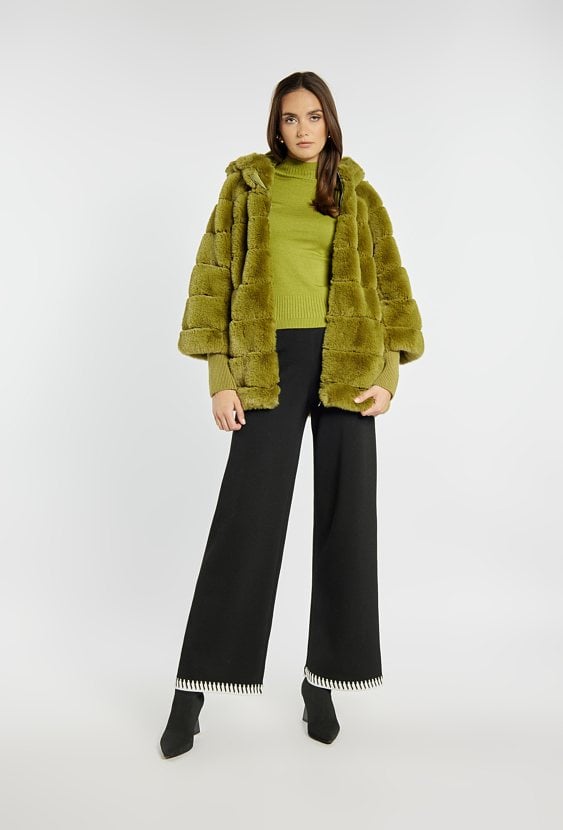 Kurtka z sztucznym futerkiem