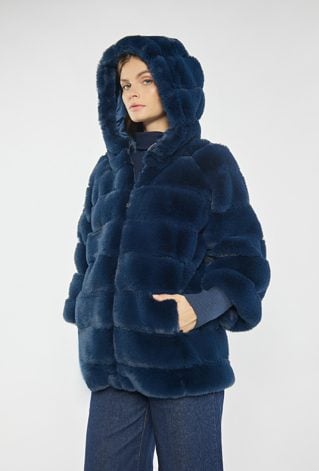 Kurtka z sztucznym futerkiem