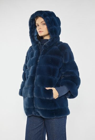 Kurtka z sztucznym futerkiem