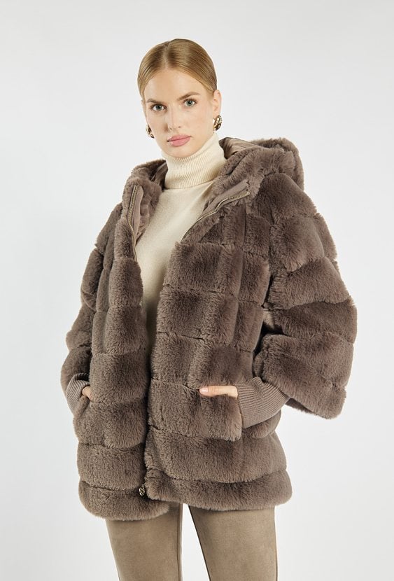 Kurtka z sztucznym futerkiem
