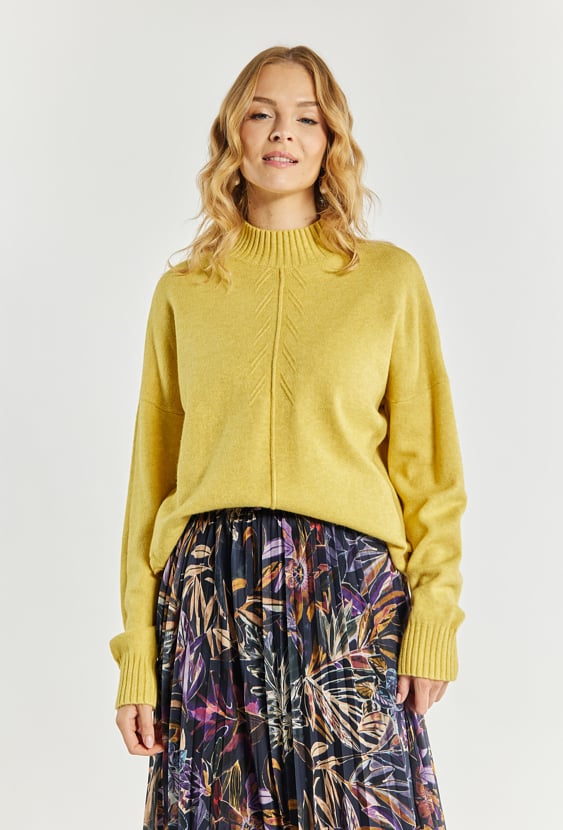 Sweter damski z półgolfem