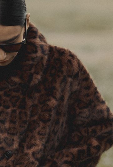 Kurtka z efektownym wzorem