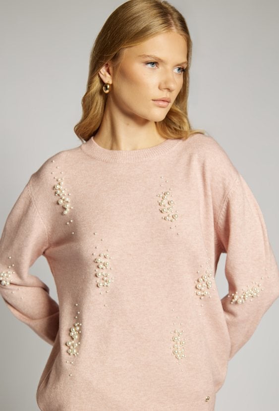 Sweter z koralikami