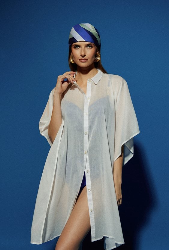 Pareo w formie koszulowej narzutki