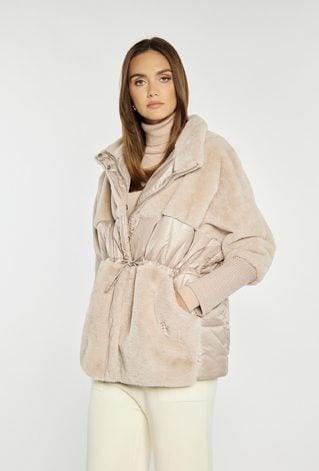 Kurtka z łączonych materiałów