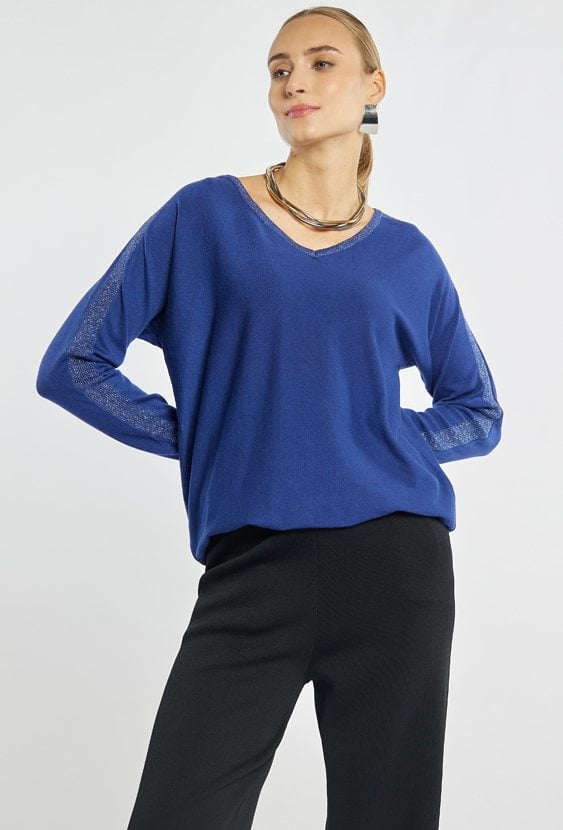 Sweter damski z połyskującym paskiem