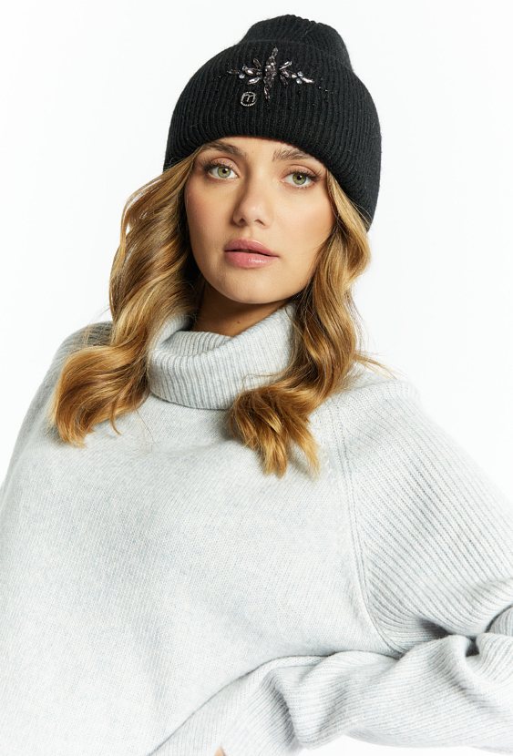 Czapka damska z dżetami