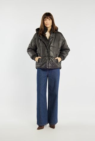 Kurtka damska z pikowaniem