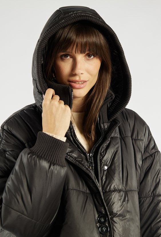 Kurtka damska z pikowaniem