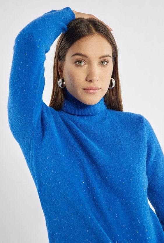 Sweter damski z golfem