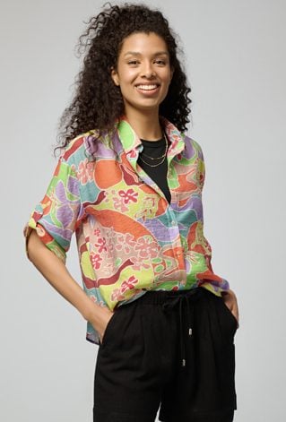 Luźna koszula w kolorowy wzór