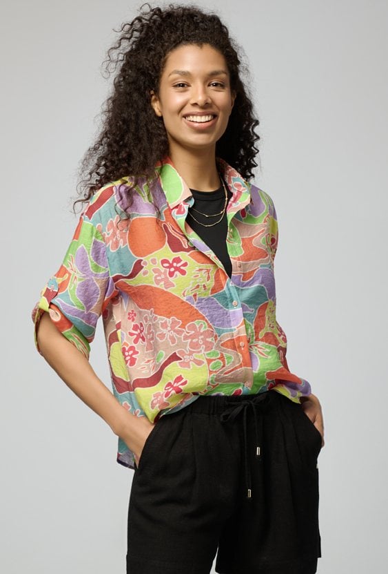 Luźna koszula w kolorowy wzór