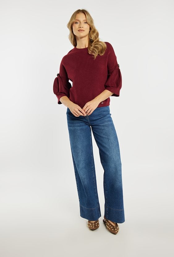 Sweter o eleganckim fasonie