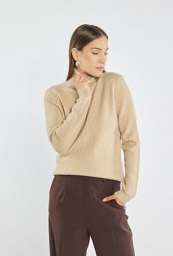 Sweter damski z golfem