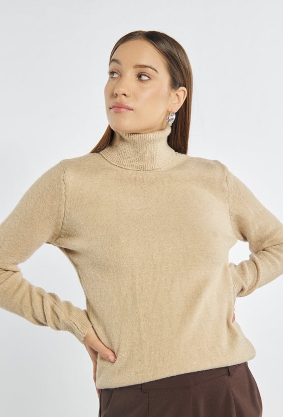 Sweter damski z golfem