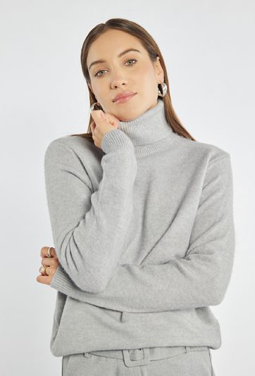 Sweter damski z golfem