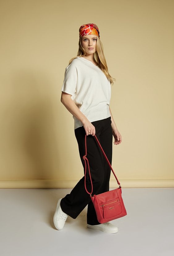 Stylowa torebka na pasku