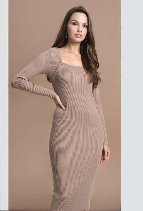 Dopasowana sukienka z wiskozy z prążkowanej dzianiny