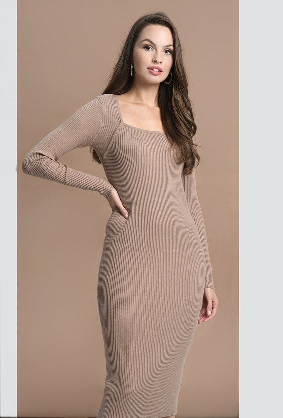 Dopasowana sukienka z wiskozy z prążkowanej dzianiny