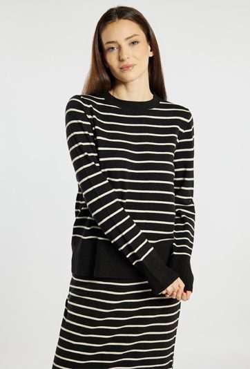 Sweter damski w paski