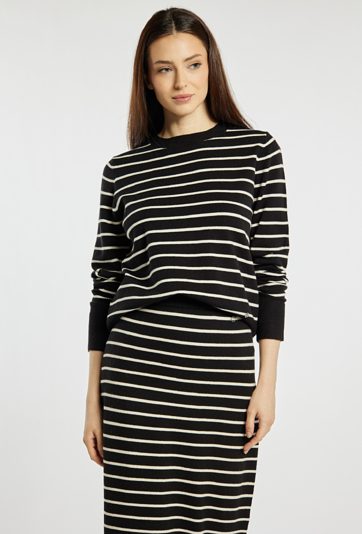 Sweter damski w paski