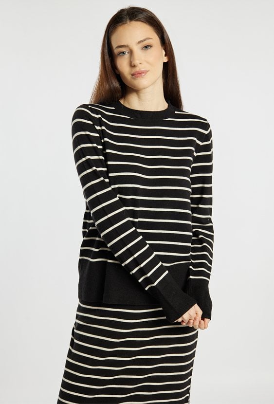 Sweter damski w paski