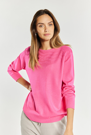 Sweter damski z delikatnym wzorem