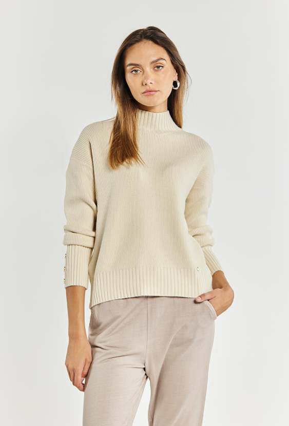 Sweter damski o luźnym kroju
