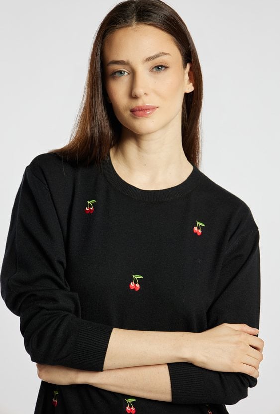 Sweter z wzorem w wisienki