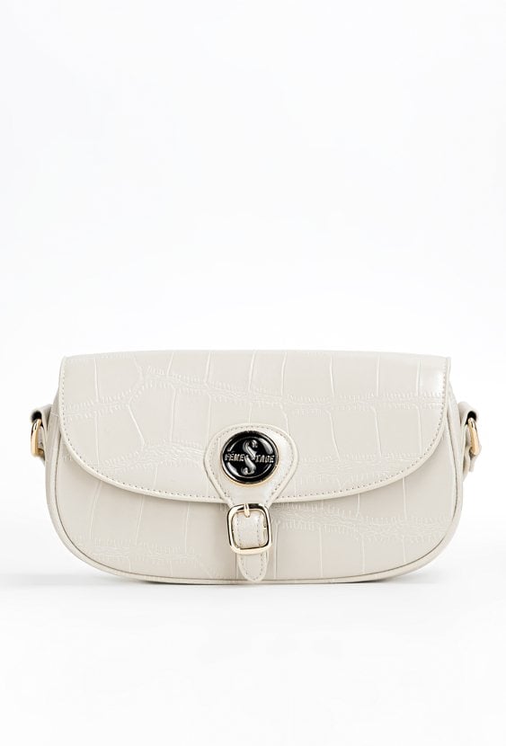 Mały kuferek z delikatnym wzorem