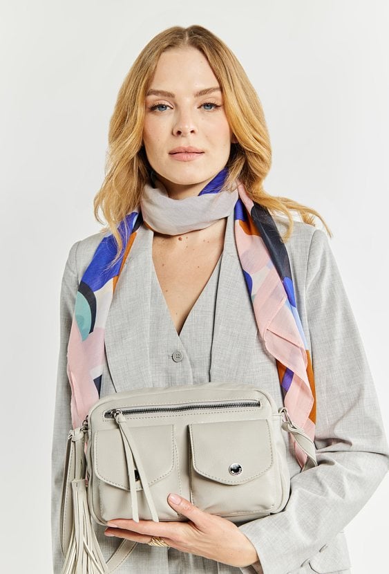 Torba damska z kieszeniami