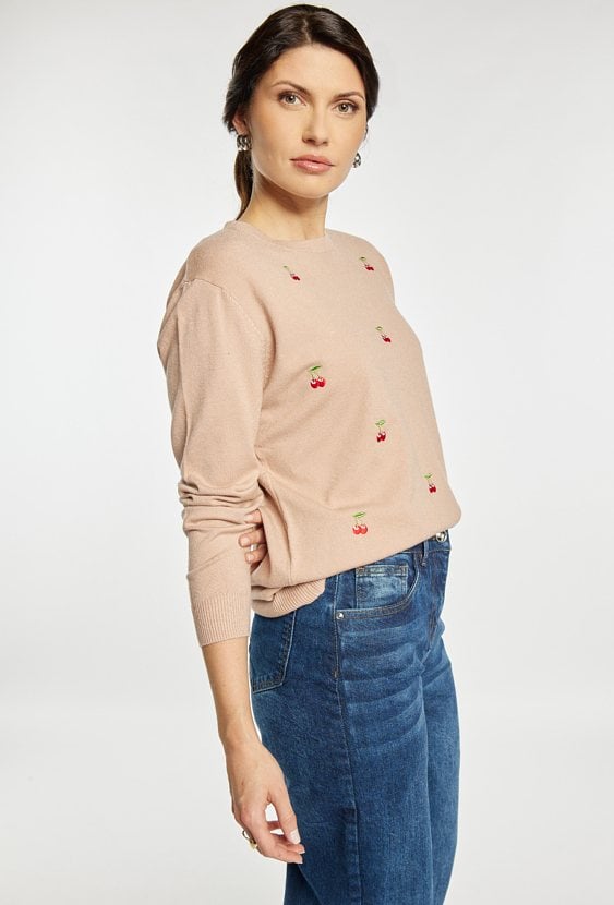 Sweter z wzorem w wisienki