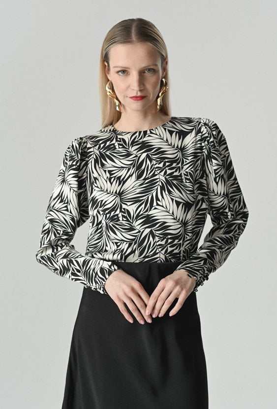 Bluzka w biało-czarny print