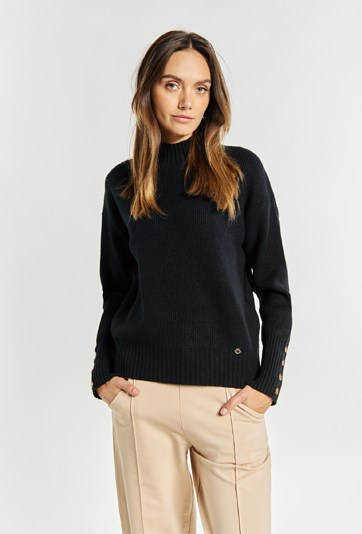 Sweter damski o luźnym kroju