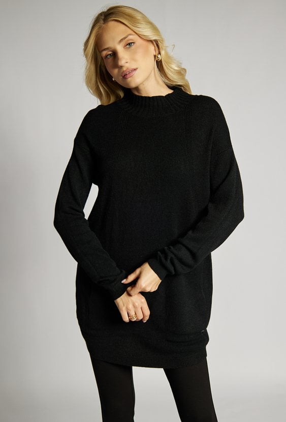 Luźny sweter damski
