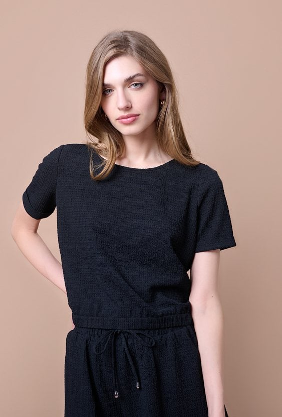 Bluzka ze strukturalnej dzianiny