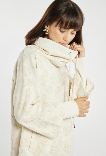 Bluza z subtelnym wzorem