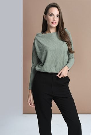 Zielona bluzka ze strukturalnej dzianiny